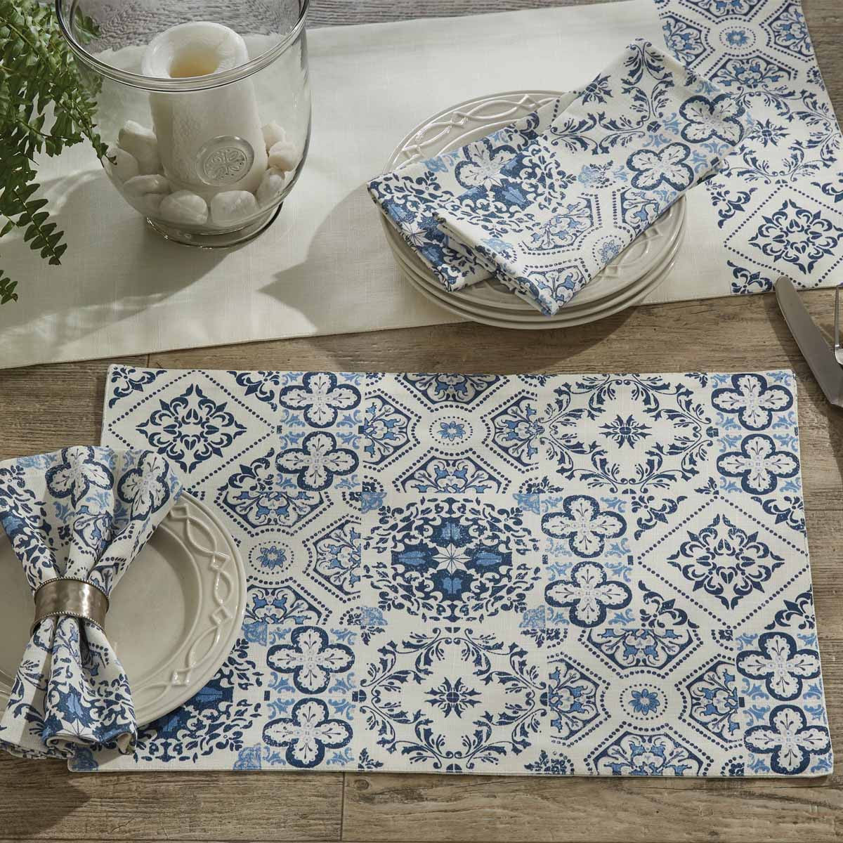 Camino de mesa de azulejos azules con blanco 36in