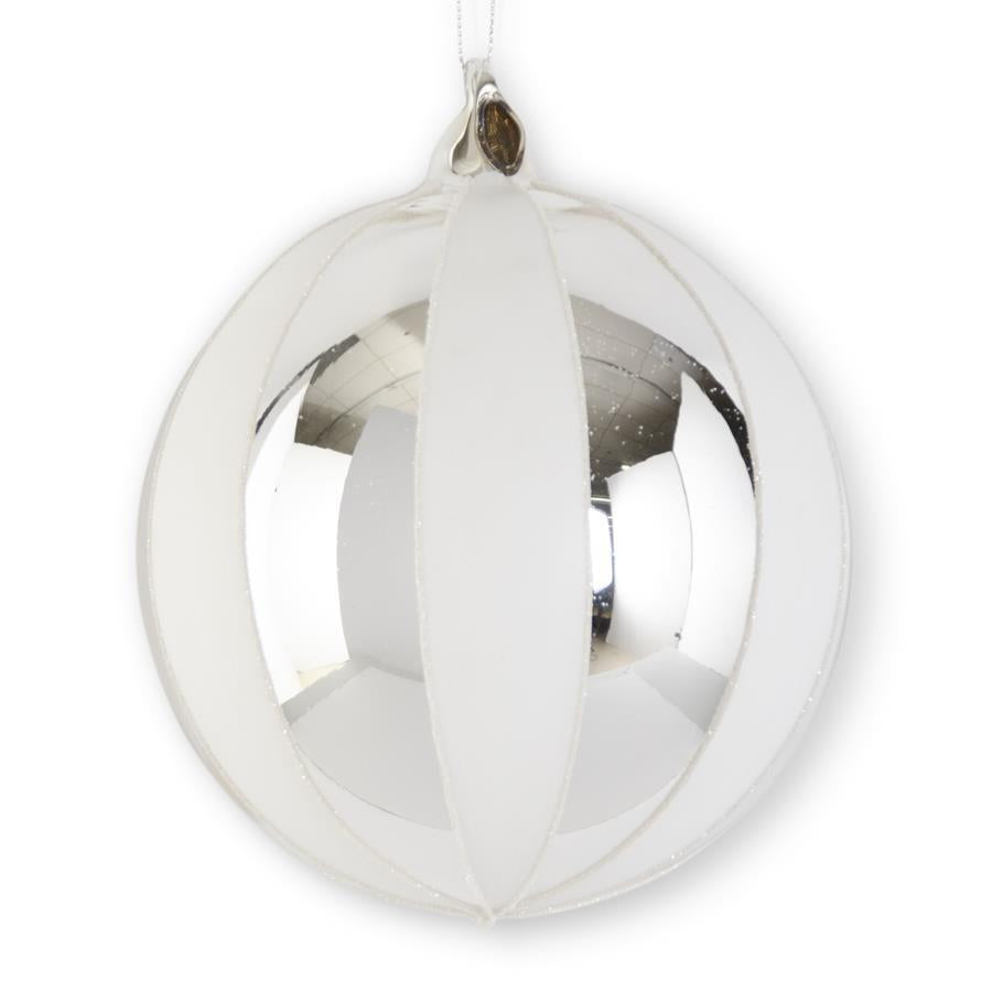 Esfera vidrio rayas blanco y plata 6 in