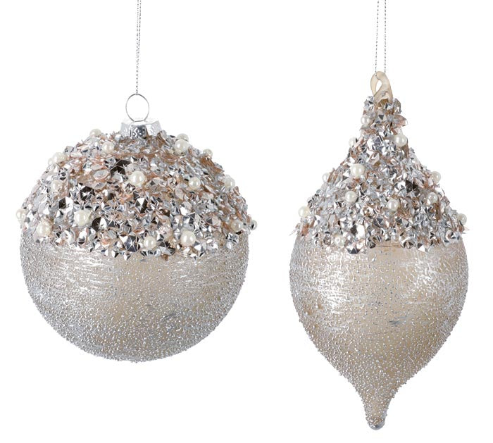 Ornamento champagne con perlas