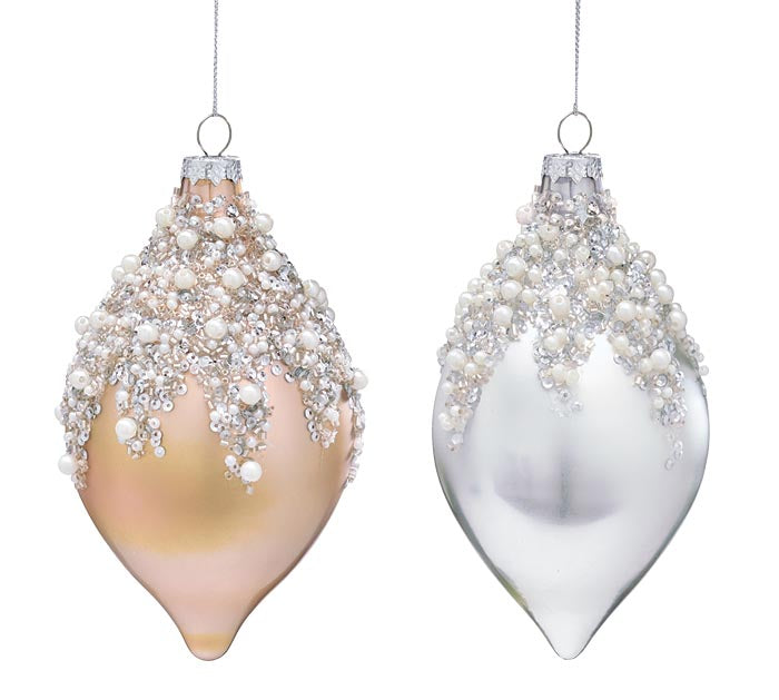 Ornamento de gota con perlas