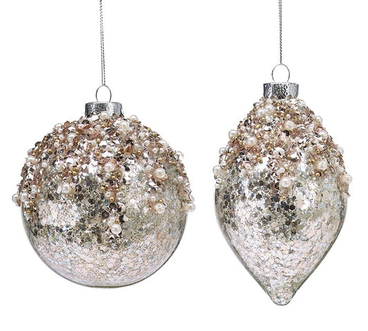 Ornamento dorado con perlas