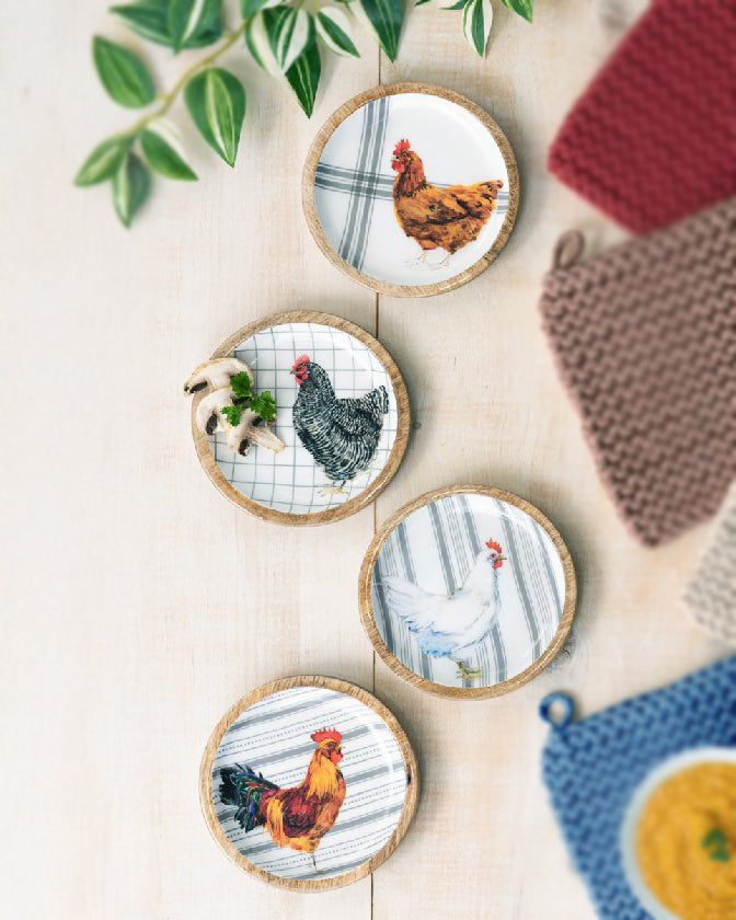 Plato de madera de gallina