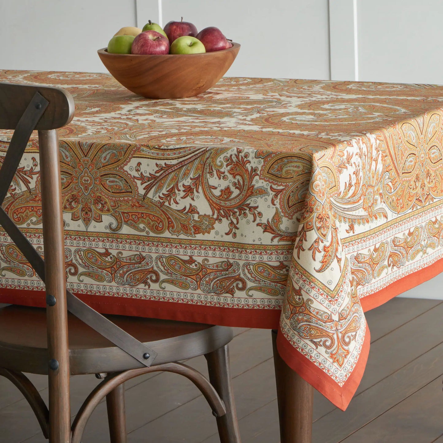 Mantel Kashmir Paisley
