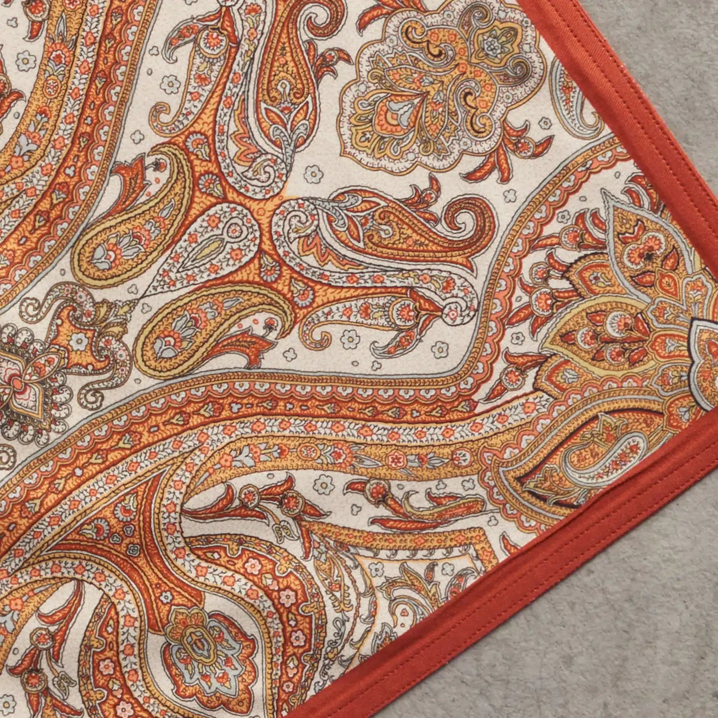 Individuales kashmir paisley