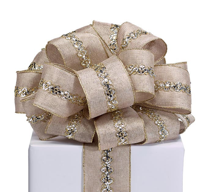 Listón dorado con detalle