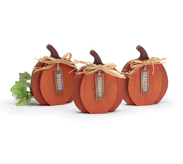 Calabazas anaranjadas de madera grateful thankful blessed