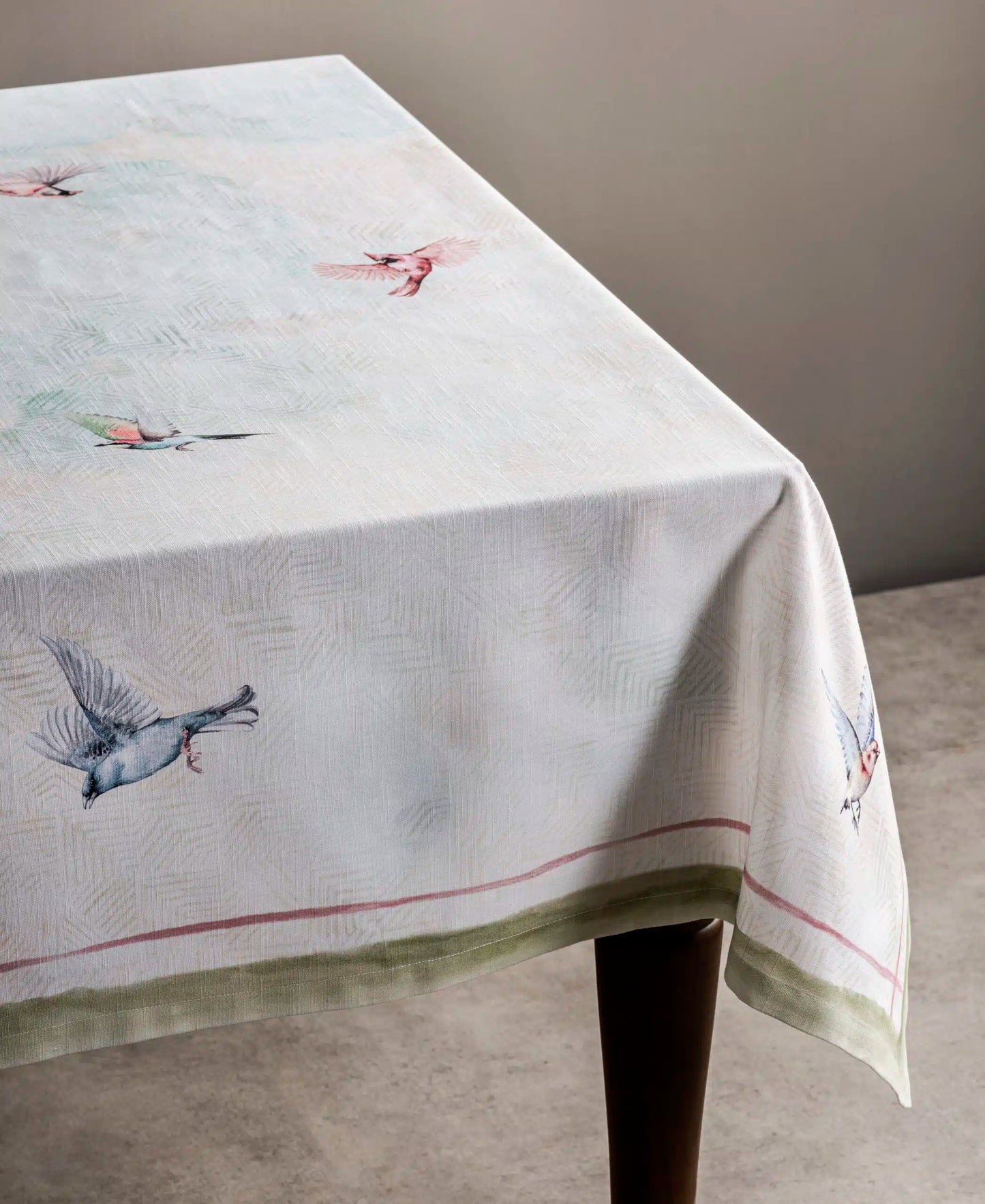 Mantel Flying Birds