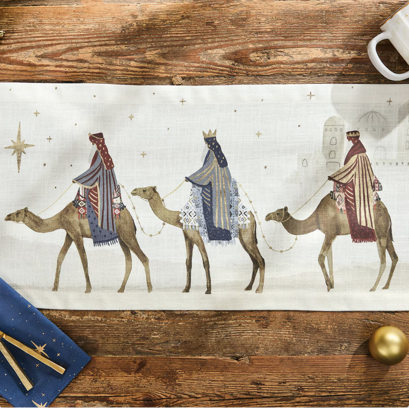 Camino De Mesa De Tres Reyes Magos