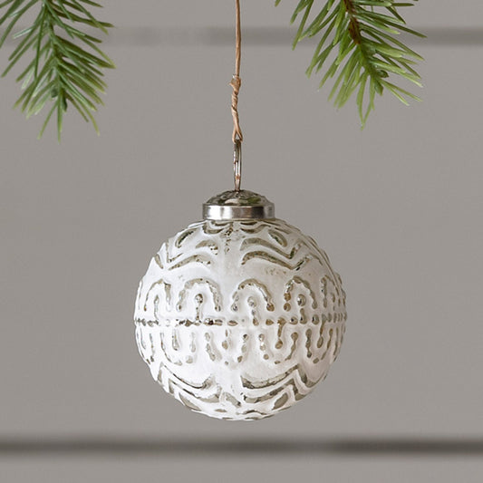 Adorno de arbol blanco con textura