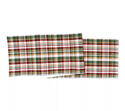 Camino de mesa esquiadores alpinos y tartan